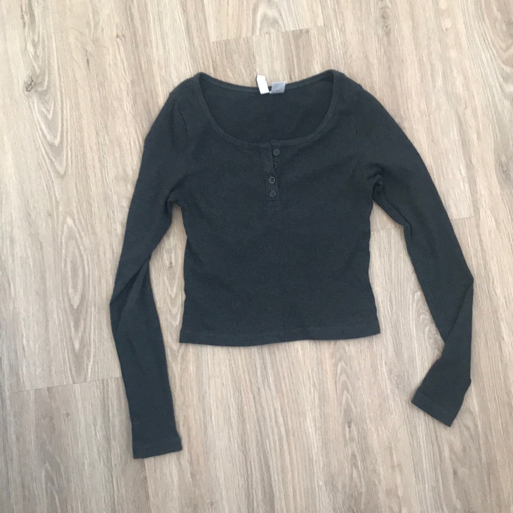 Cropped Henley
